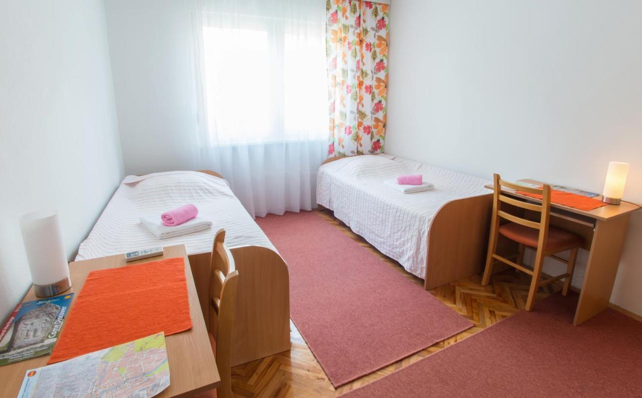 Guest House Agava Mostar Eksteriør billede